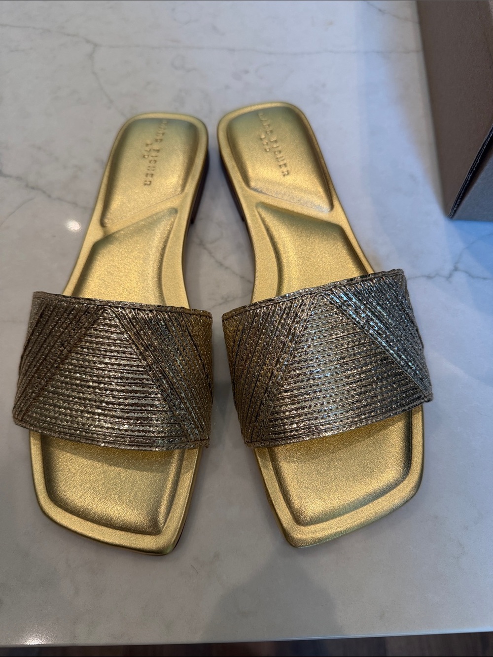 Marc Fisher Metallic Gold Woven Slide Sandals 9 like new